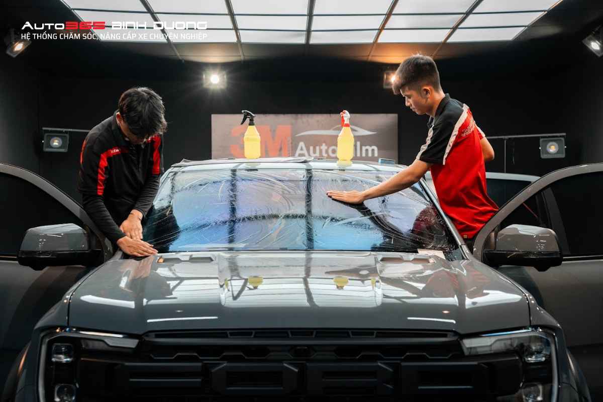 “Bỏ Túi” 10 Địa Chỉ Dán Phim Cách Nhiệt Ô Tô Tại Bình Dương Uy Tín - Auto365 Bình Dương Dán phim cách nhiệt ô tô tại Bình Dương chính hãng mang đến nhiều lợi ích bất ngờ