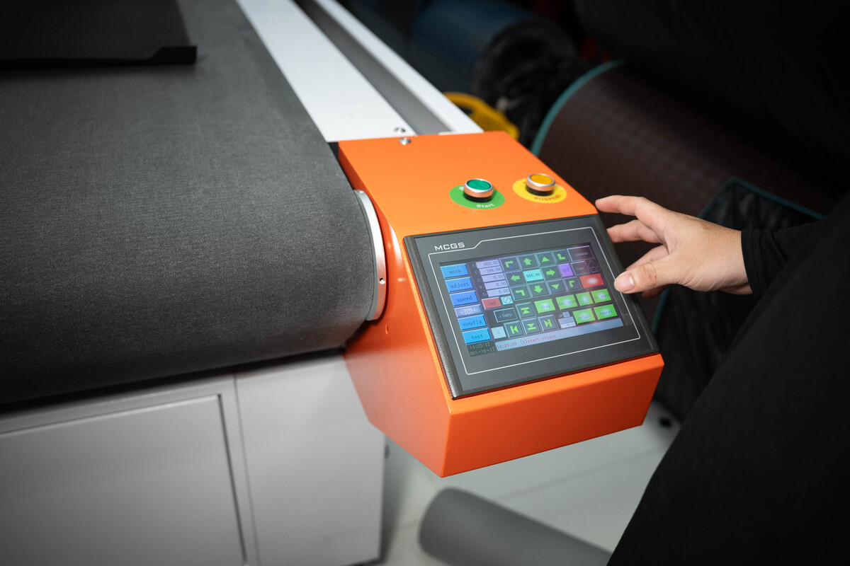 may moc nem da tai auto365 binh duong 3