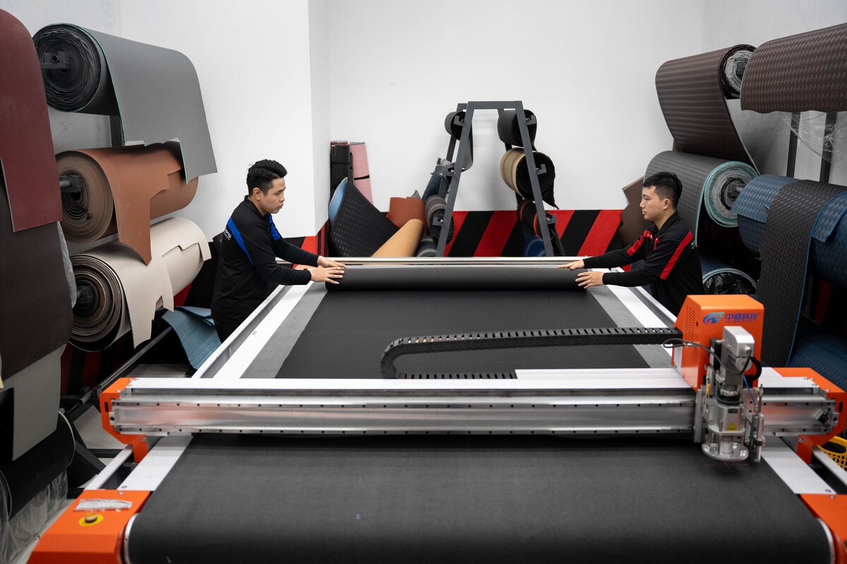 may moc nem da tai auto365 binh duong 6