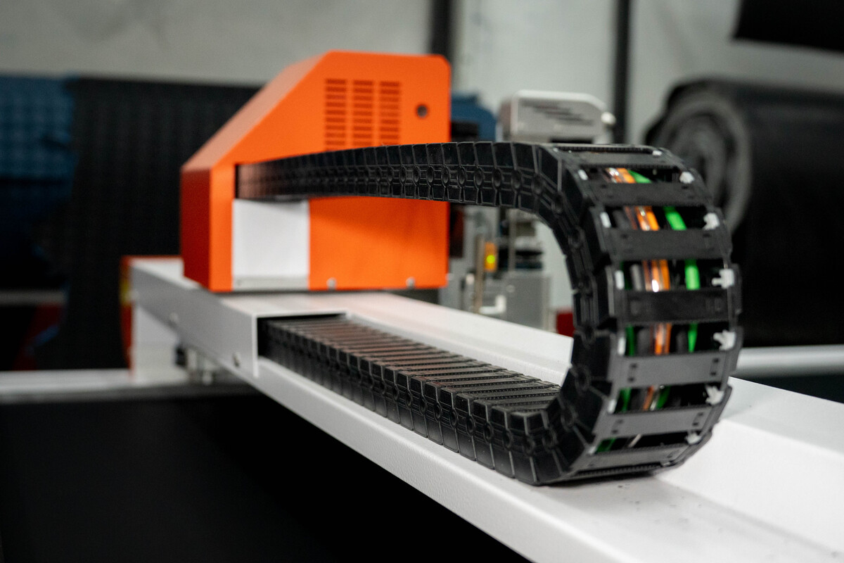 Báo Giá Chi Tiết Bọc Ghế Da Ô Tô Bình Dương Tại Auto365 Bình Dương - Auto365 Bình Dương may moc nem da tai auto365 binh duong 8