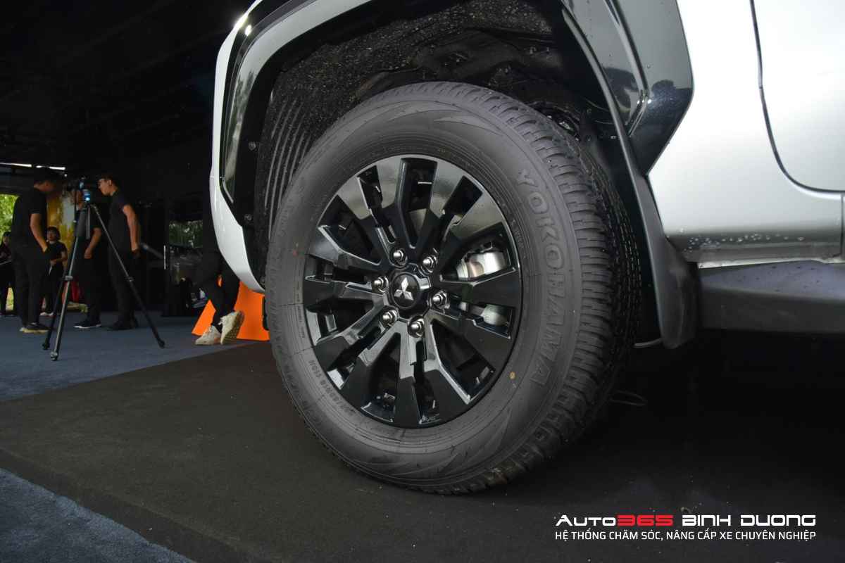 Mitsubishi Triton 2024 Ra Mắt Tại Việt Nam | Công Nghệ Mới - Kiểu Dáng Mới - Đối Thủ “Đáng Gờm” Của Ranger - Auto365 Bình Dương Kích thước mâm Triton Athlete 2024 là 18 inch