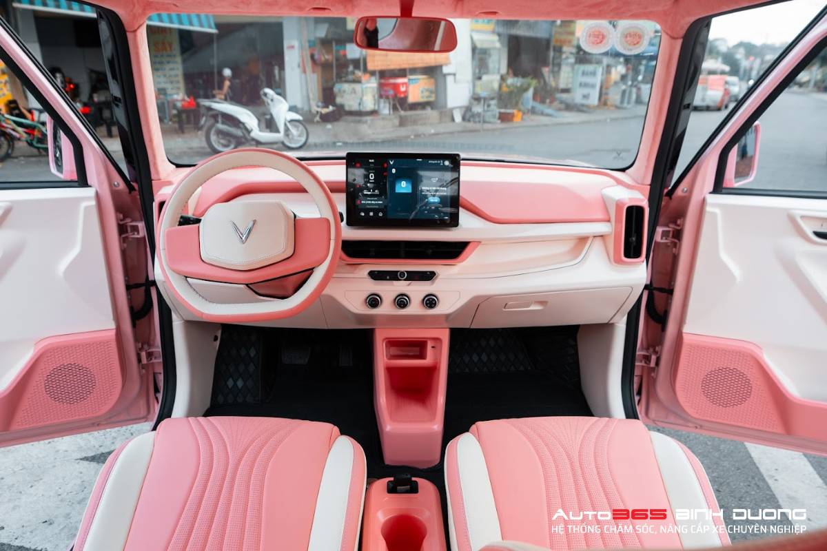 Độ Vf3 Full Hồng Hạc Cho Chị Khách Sành Điệu Ở Bình Dương - Auto365 Bình Dương Bản độ nội thất VF3 Full Hồng hoàn thiện tại Auto365 Bình Dương