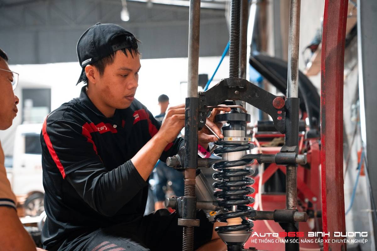 Nâng Cấp Phuộc Bp51 Everest &Quot;Tăng Độ Êm&Quot; Trên Mọi Địa Hình - Auto365 Bình Dương Nâng cấp phuộc BP51 Everest là hạng mục được nhiều chủ xe quan tâm lựa chọn