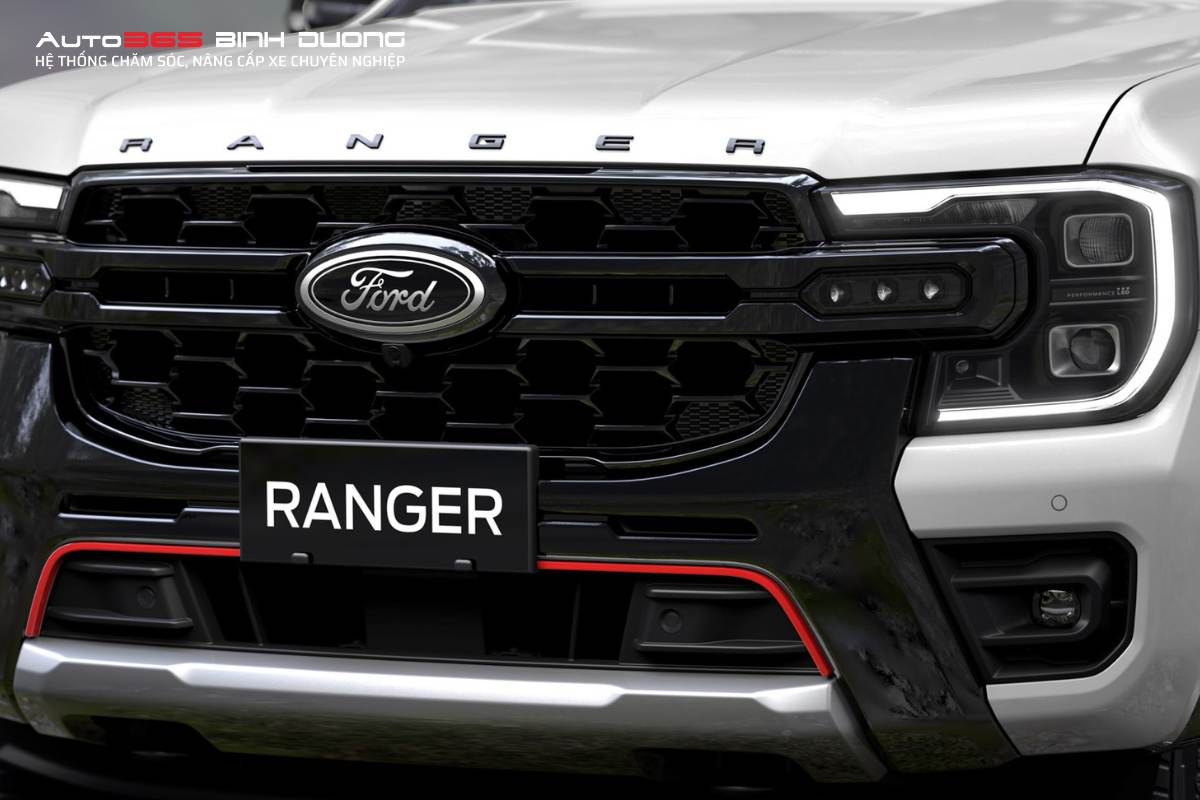 Độ Bi 911 Ford Ranger Stormtrak - Giải Pháp Tăng Sáng Hiệu Quả - An Toàn - Auto365 Bình Dương Hệ thống chiếu sáng nguyên bản Ford Ranger Stormtrak còn nhiều hạn chế