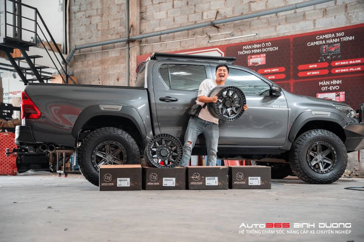 Nâng Cấp Phuộc Toyota Hilux Ở Bình Dương - Tp. Hồ Chí Minh Giá Tốt Với Set Giảm Xóc Ome Bp51 - Auto365 Bình Dương Auto365 Bình Dương là một trong những địa chỉ độ xe bán tải được nhiều khách hàng khu vực Bình Dương - TP. HCM đánh giá cao