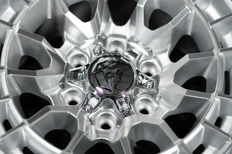 Mâm Fuel Revolt Fc888 Hyper Silver W Machined Face - Auto365 Bình Dương MAM FUEL REVOLT FC888 8