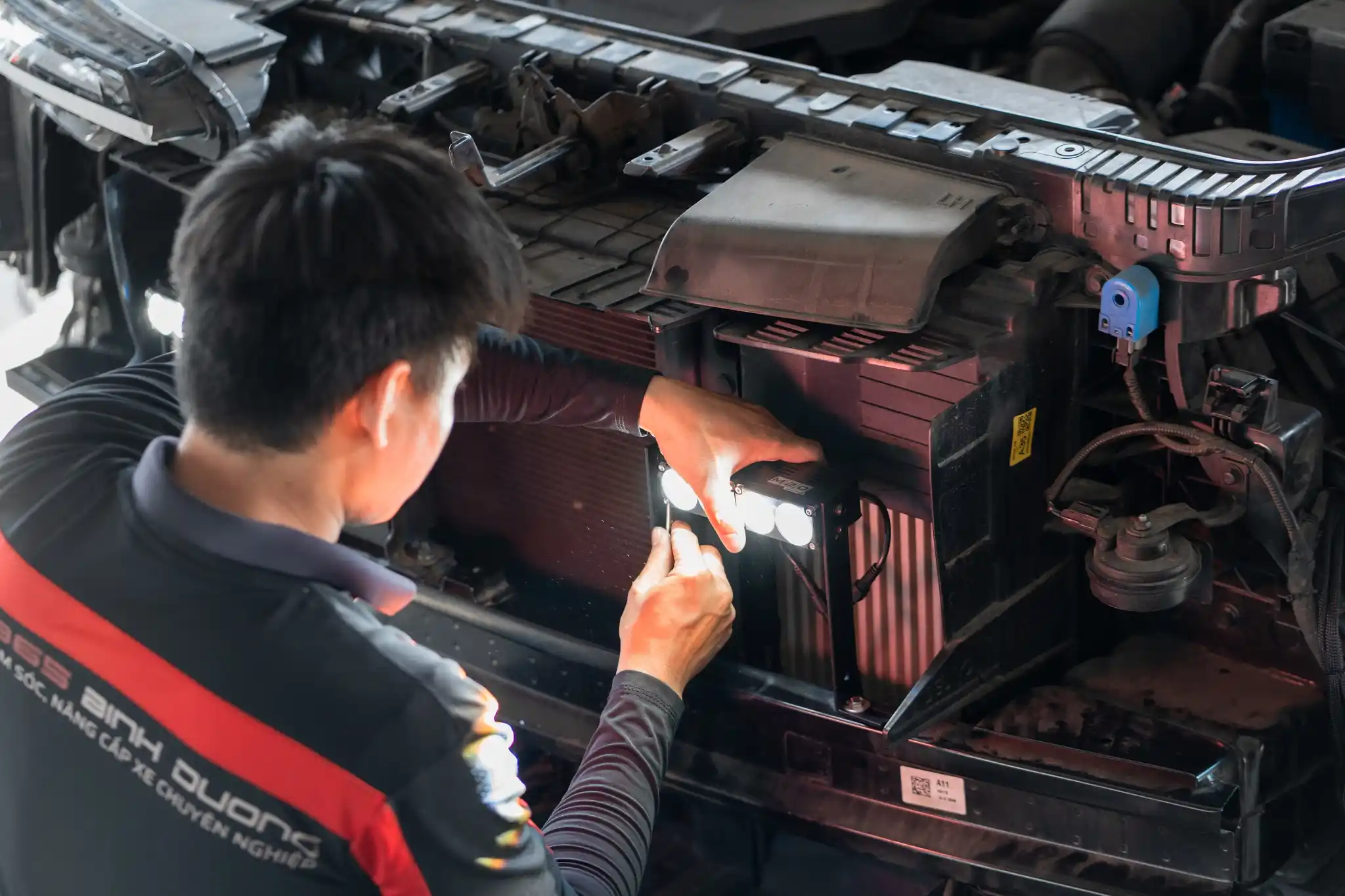 Đèn Trợ Sáng M20 Ultra: &Quot;Mắt Thần&Quot; Nhỏ Gọn, Nâng Tầm An Toàn Cho Mọi Hành Trình - Auto365 Bình Dương kia carnival nang cap den tro sang m2 ultra 2