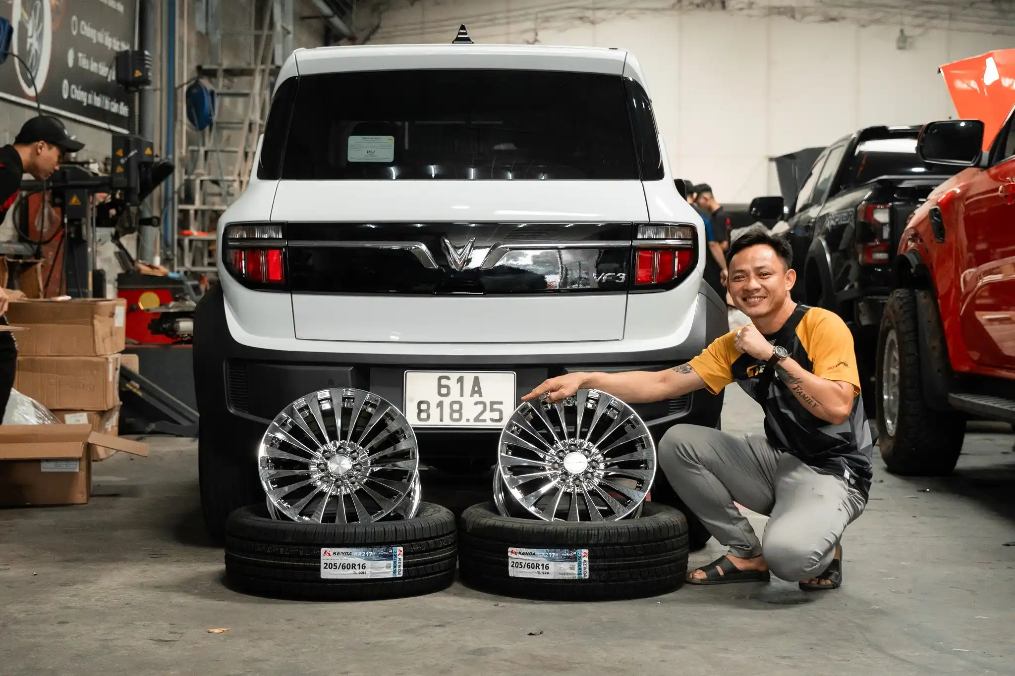 Khi VF3 kết hợp Chrome Vossen