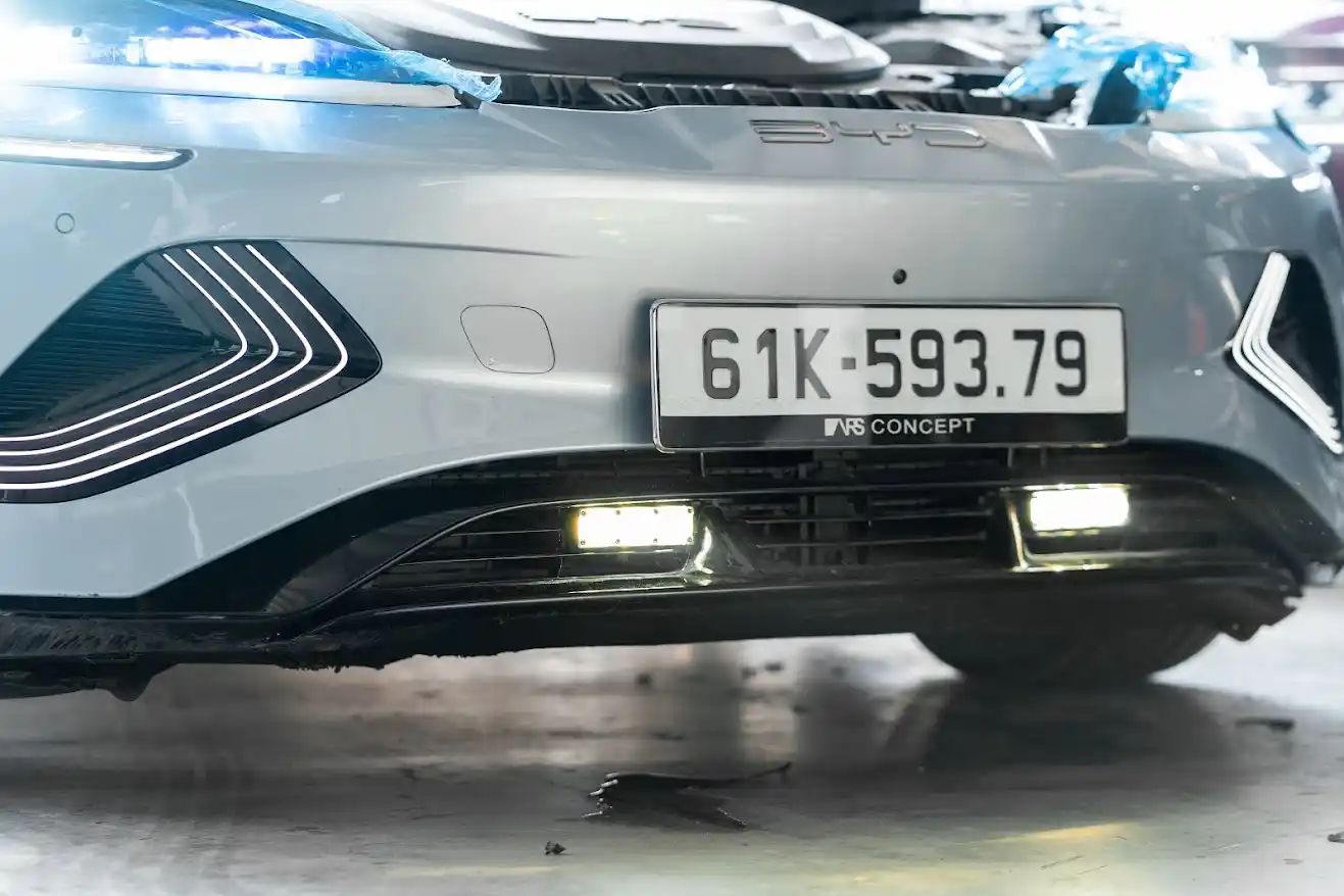 Byd Seal Lột Xác Cùng &Quot;Mắt Thần&Quot; Trợ Sáng M30 Ultra V2: Thiết Kế Nhỏ Gọn, Ánh Sáng Vượt Trội - Auto365 Bình Dương byd nang cap den tro sang m30 ultra v2 3