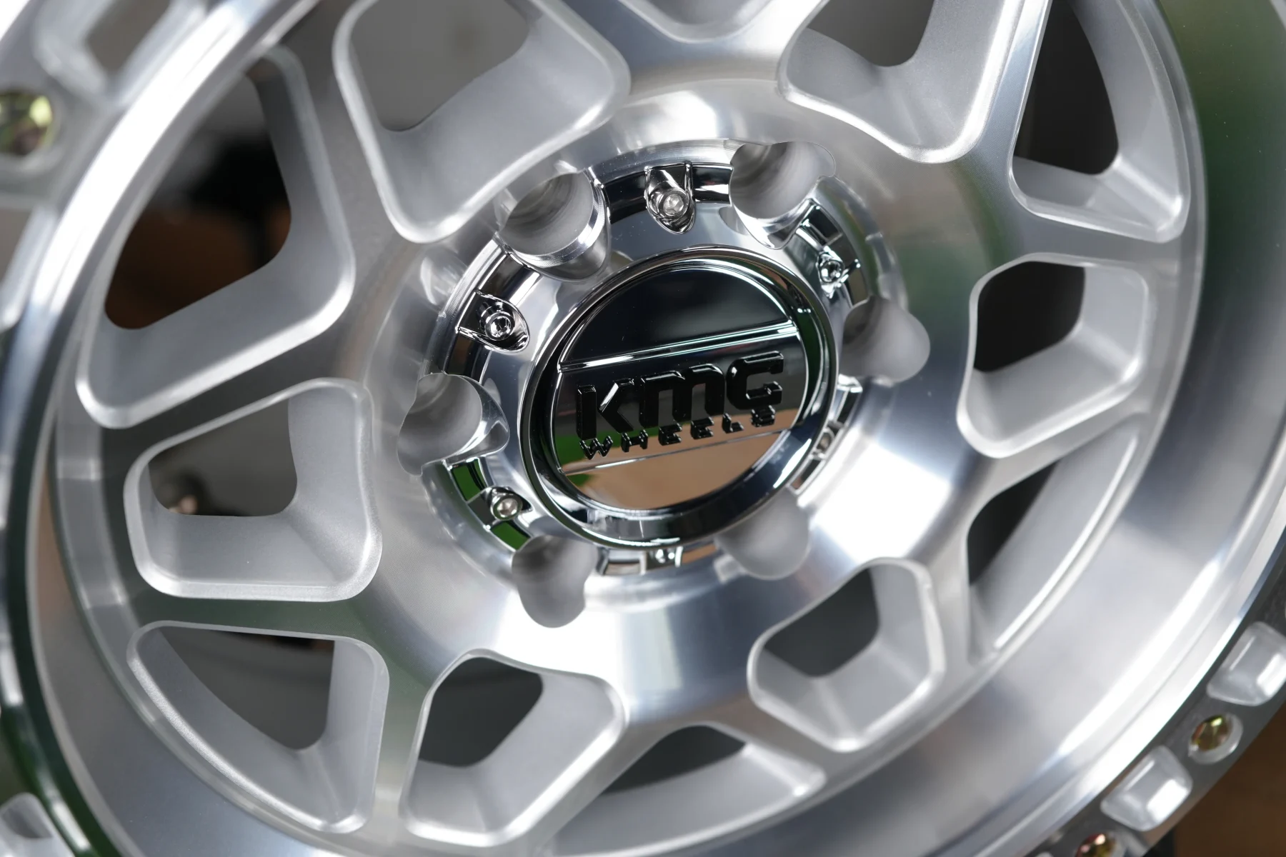Mâm KMC 17inch ET0 TORX Chrome