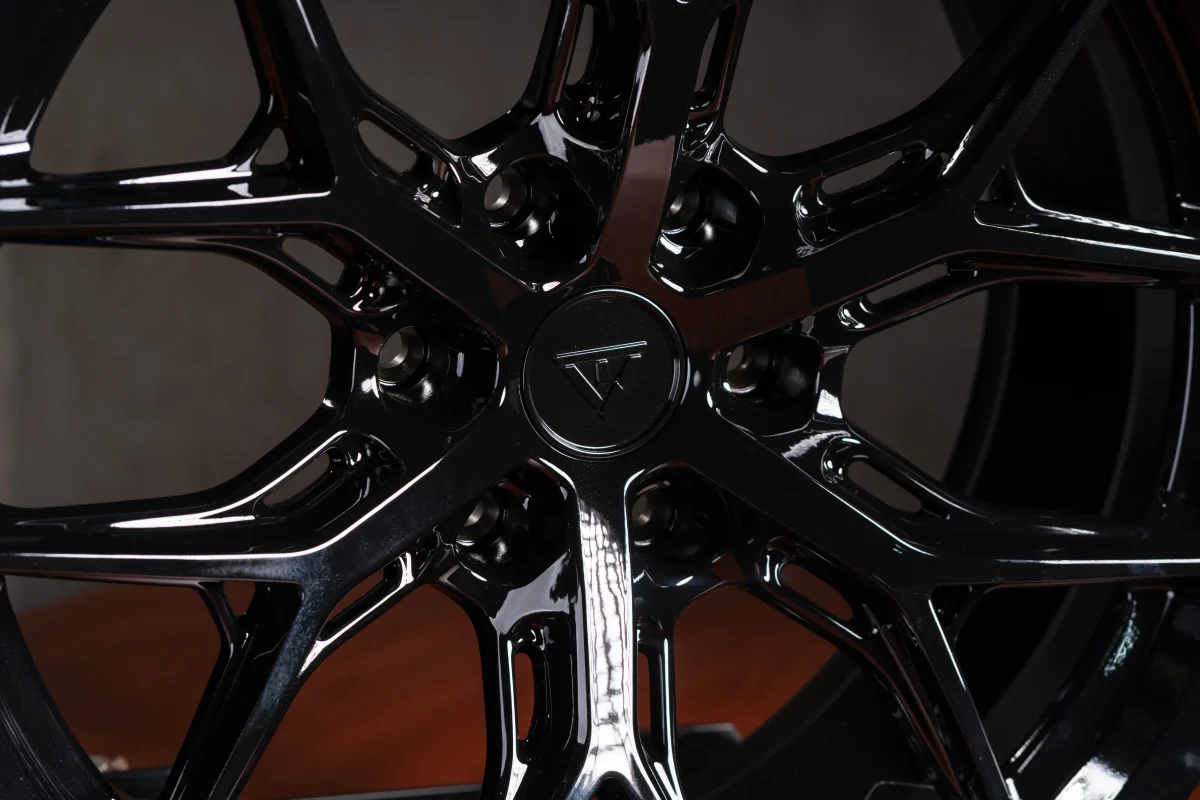 Mâm Oasis 20Inch Et12 Vlf-S09 Gloss Black - Auto365 Bình Dương Mâm Oasis 20inch ET12 VLF-S09